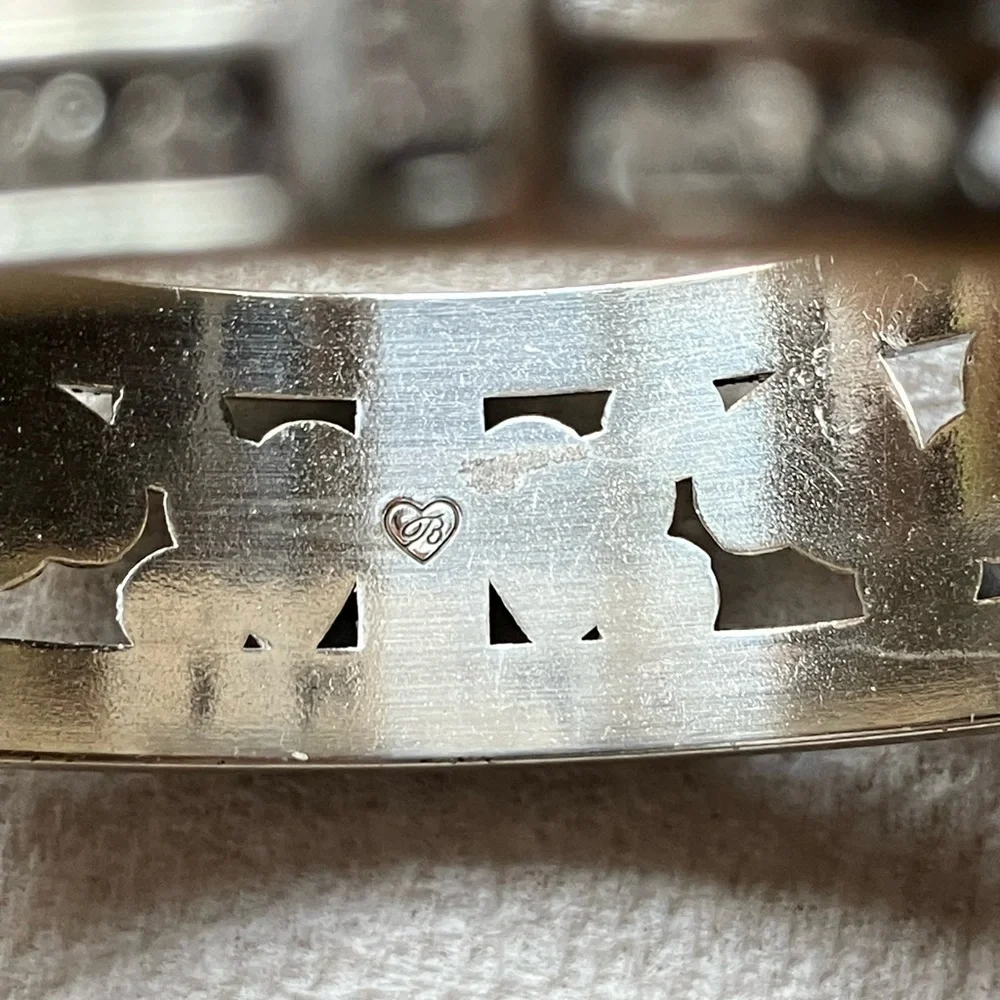 🌸Brighton Crazy Love Bangle - Picture 2 of 6